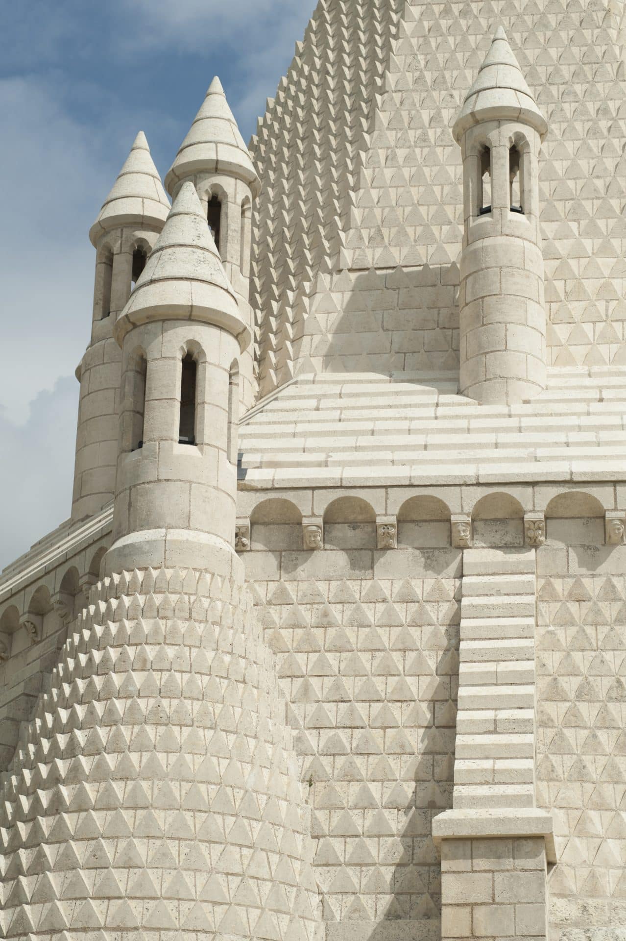Cheminées cuisines romanes Abbaye Fontevraud