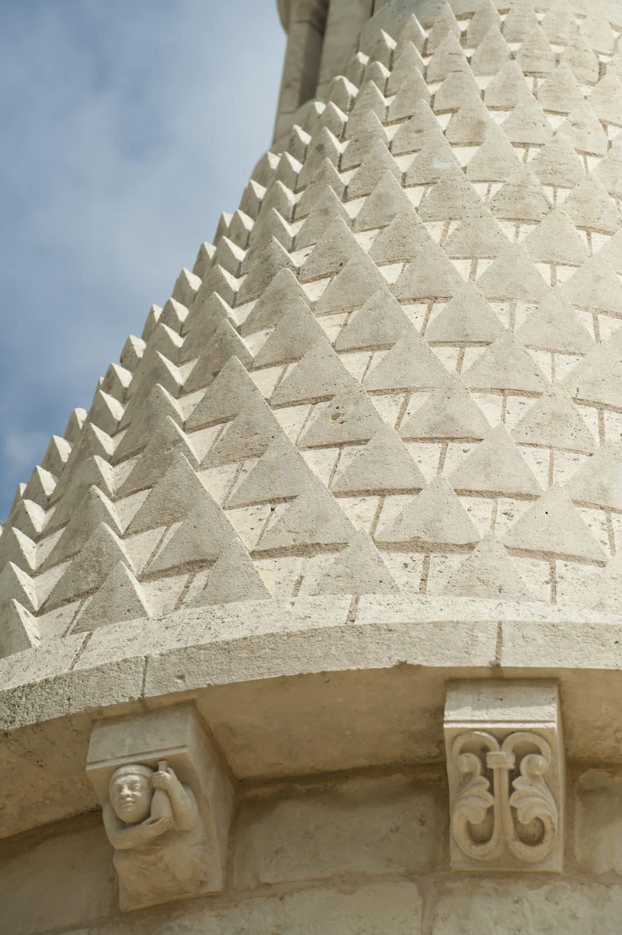 Architecture toiture cuisines romanes Fontevraud