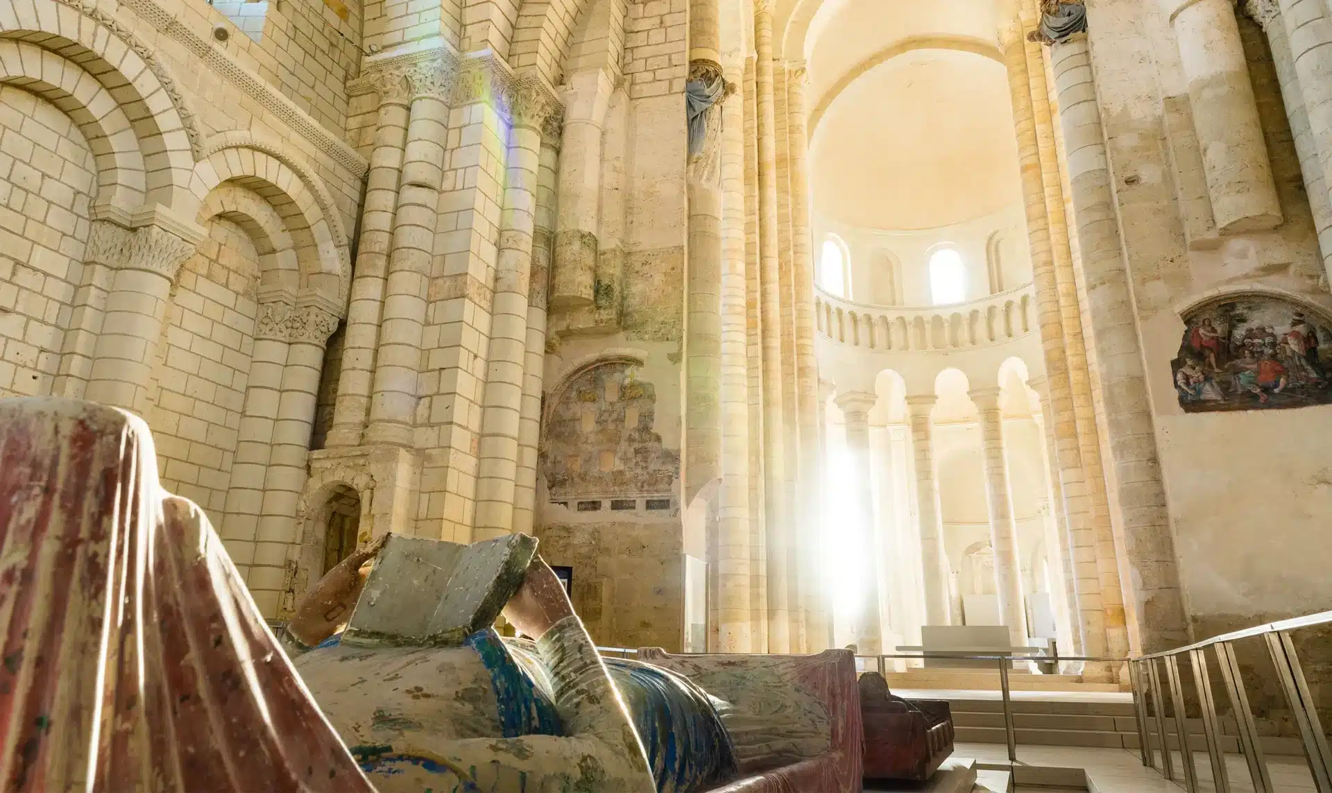Aliénor d'Aquitaine gisant Fontevraud