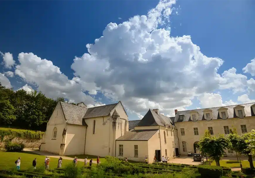 Entrée de Fontevraud L'Ermitage