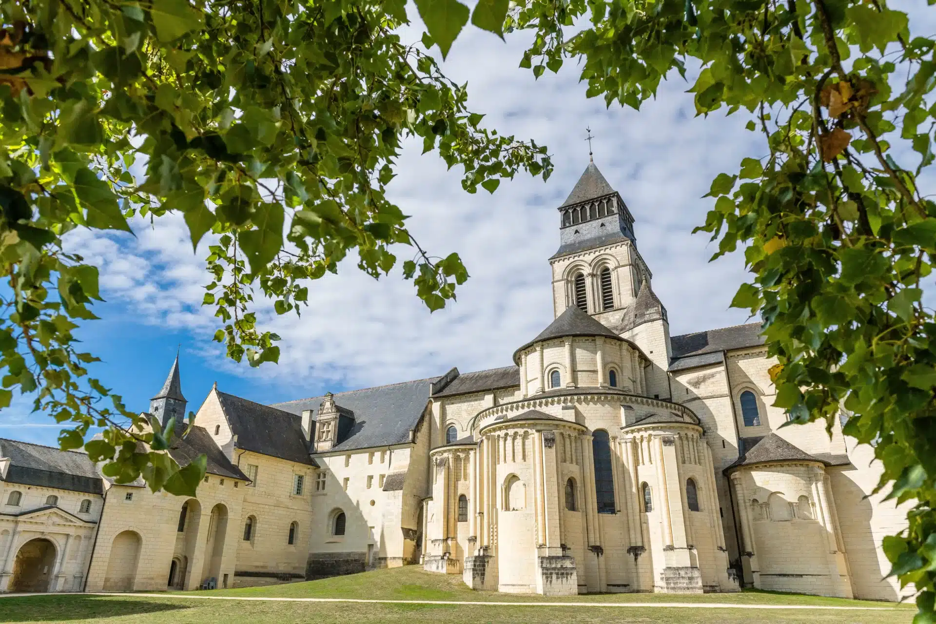 Chevet de l'abbatiale de Fontevraud