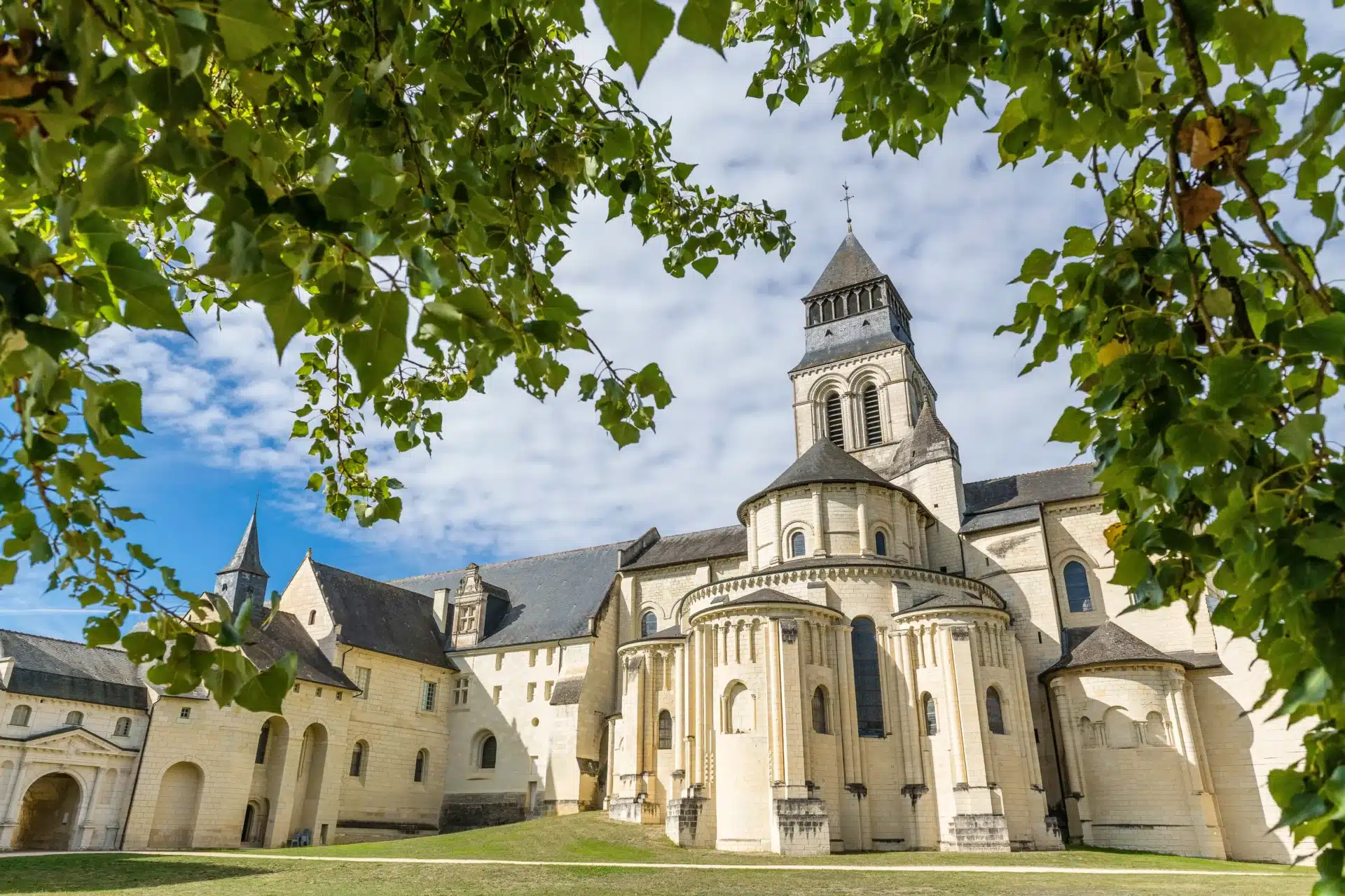 Chevet de l'église abbatiale de Fontevraud