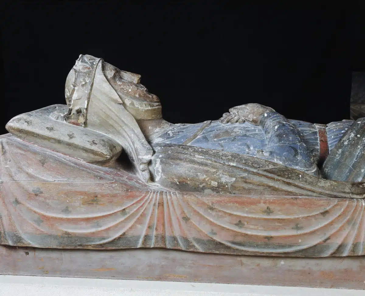 Gisant Aliénor d'Aquitaine Fontevraud